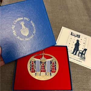 1990 The Blue Room White House Holiday Ornament